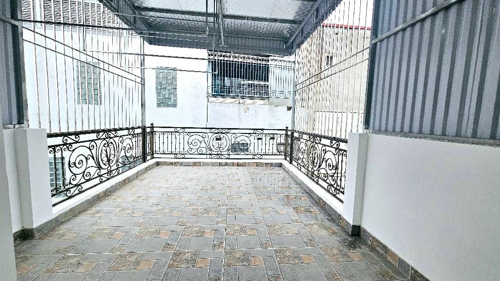 Bán nhà Kim Ngưu - diện tích 64,1m2 6 tầng - Thang máy - giá 20,5 tỷ