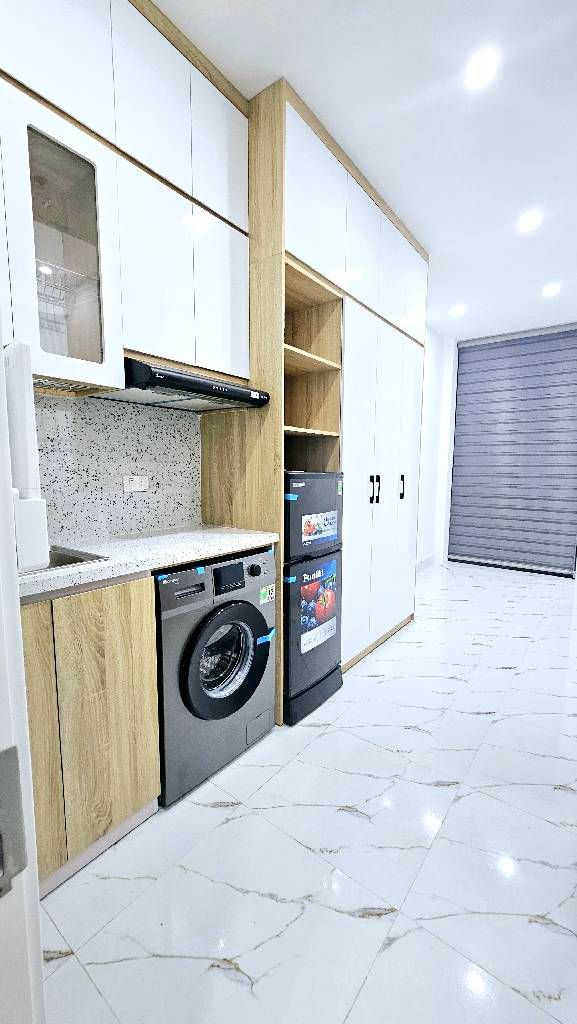 Bán nhà Kim Ngưu - diện tích 64,1m2 6 tầng - Thang máy - giá 20,5 tỷ