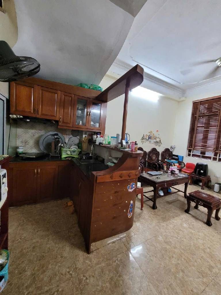 Bán nhà Hào Nam - diện tích 35m2 5 tầng - Gần Ga Cát Linh - giá 9,3 tỷ