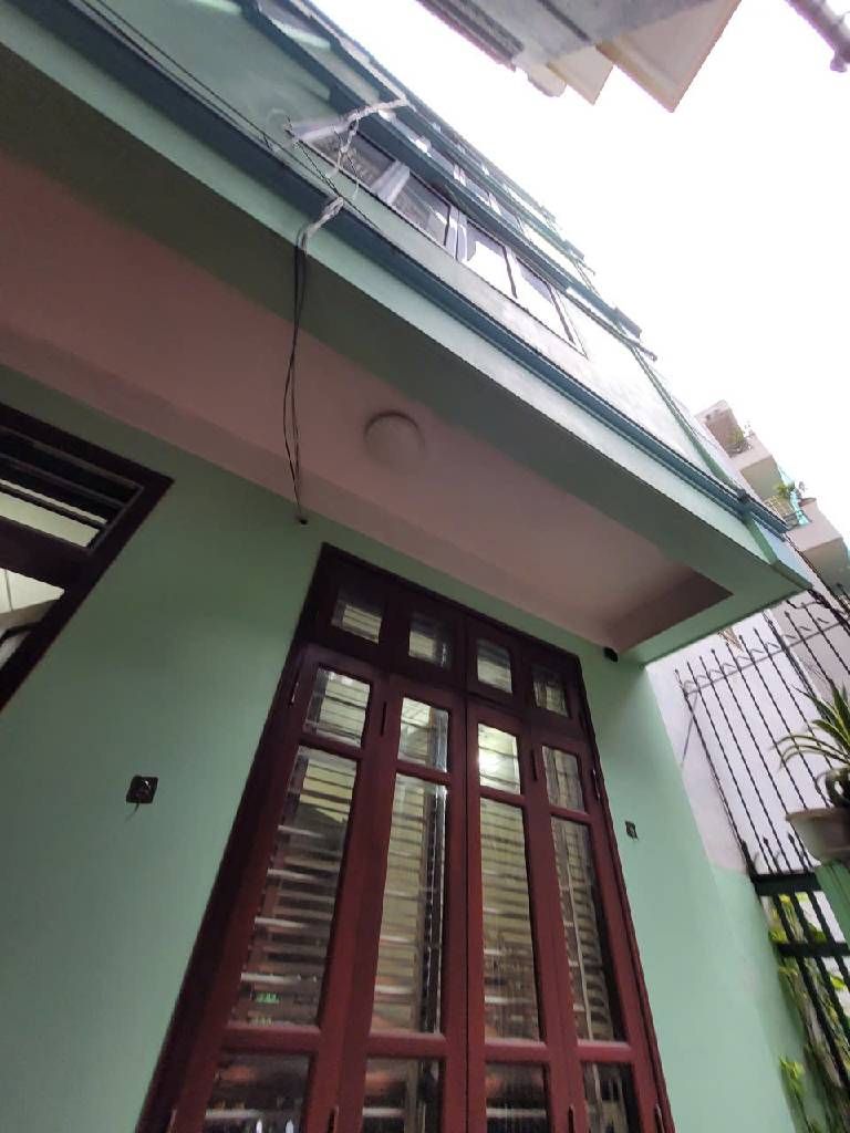 Bán nhà Hào Nam - diện tích 35m2 5 tầng - Gần Ga Cát Linh - giá 9,3 tỷ