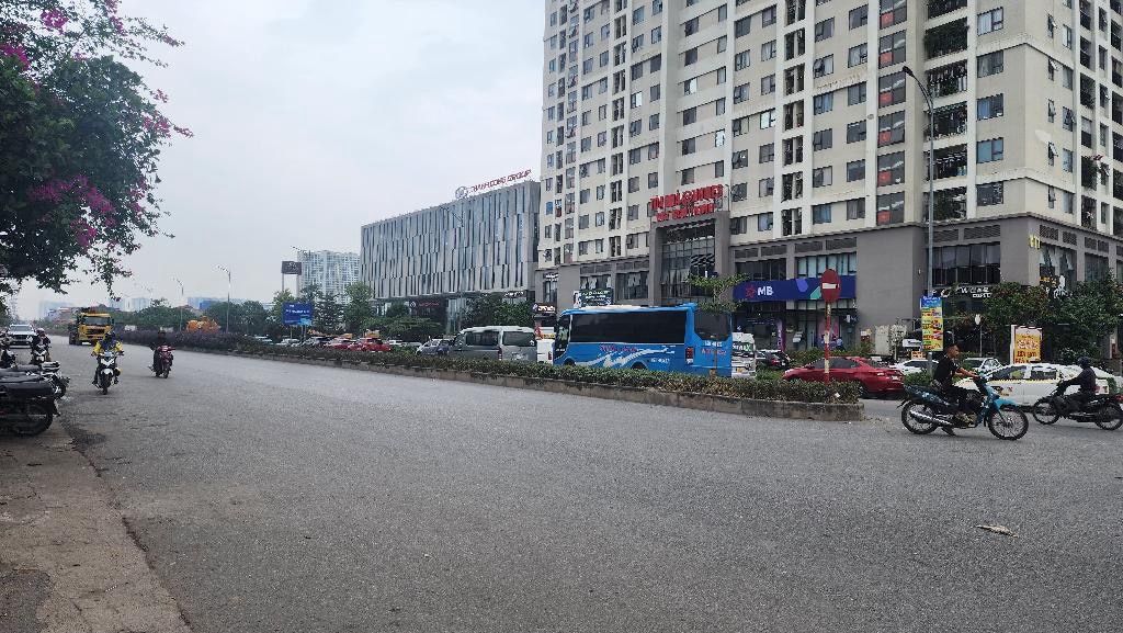 Bán nhà Tam Trinh - diện tích 54m2 2 tầng - nhà cũ, bán đất - giá 11,5 tỷ