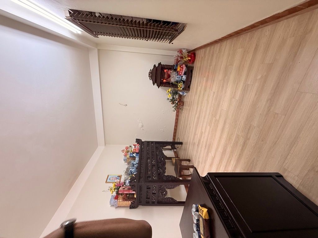 Bán nhà Lê Trọng Tấn - diện tích 70m2 4 tầng - Sổ đỏ nở hậu - giá 16 tỷ