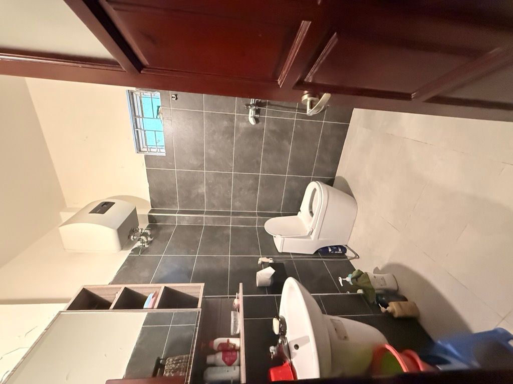 Bán nhà Lê Trọng Tấn - diện tích 70m2 4 tầng - Sổ đỏ nở hậu - giá 16 tỷ