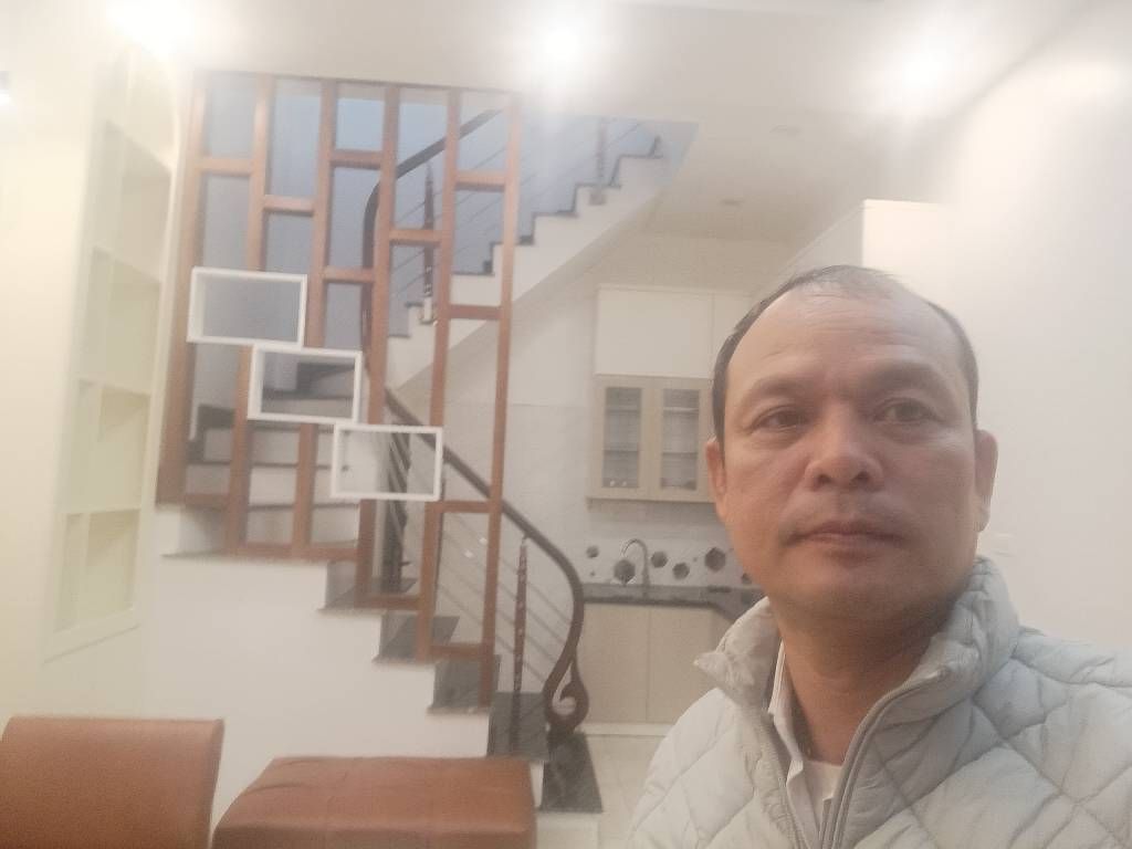 Bán nhà Hào Nam - diện tích 31m2 4 tầng - Vị trí siêu đẹp gần Ga Cát Linh - giá 10,96 tỷ