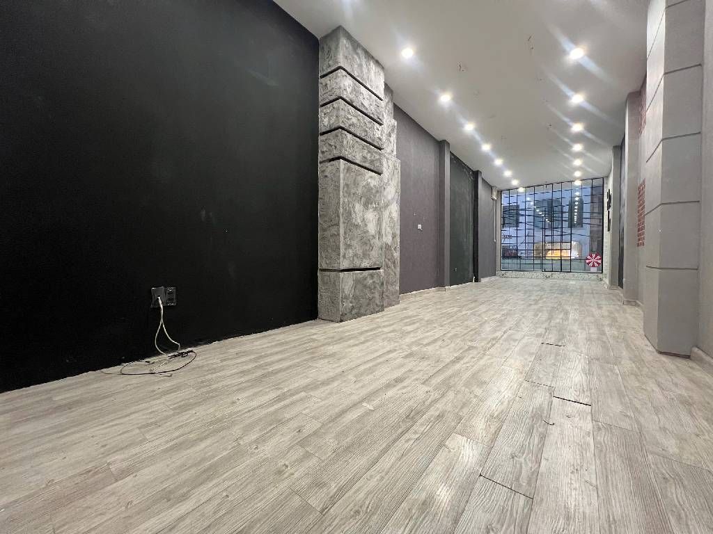 Bán nhà Nguyễn Hy Quang - diện tích 41,6m2 3 tầng - Mặt phố mới cho thuê kinh doanh sầm uất - giá 23,2 tỷ