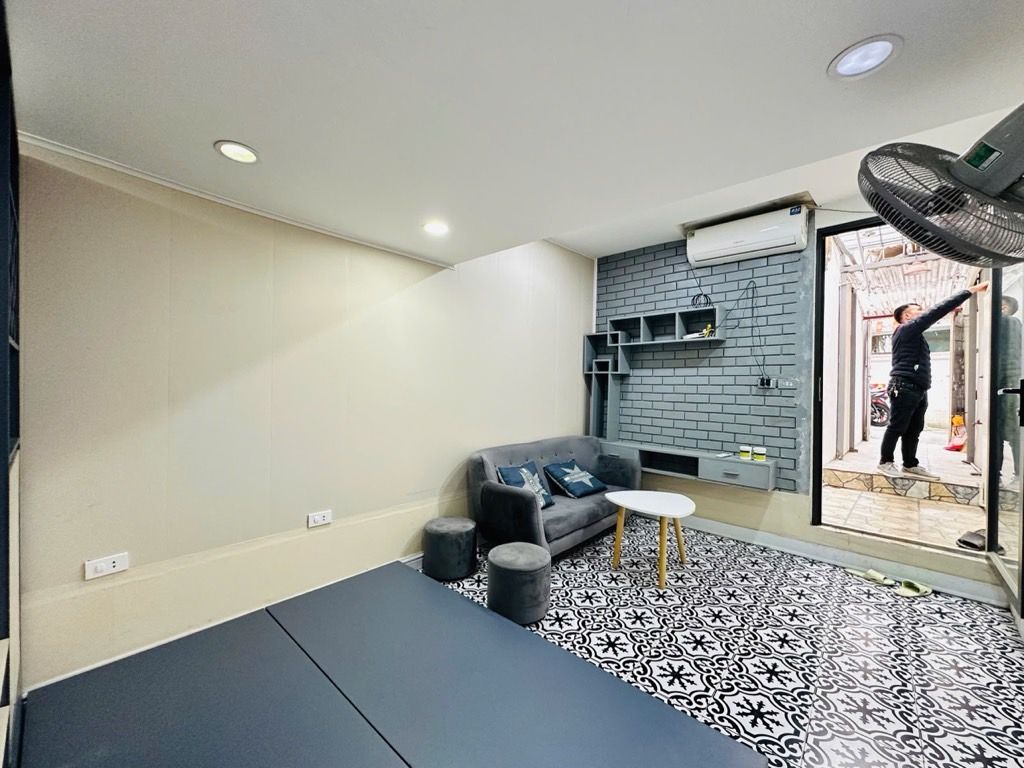 Bán nhà Thái Thịnh - diện tích 45m2 1 tầng - Ô Tô Đỗ Cửa - giá 2,99 tỷ