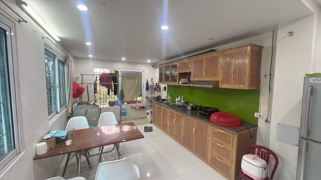 Bán nhà Tây Sơn - diện tích 27m2 5 tầng - Ô TÔ THÔNG - KINH DOANH - giá 10,2 tỷ