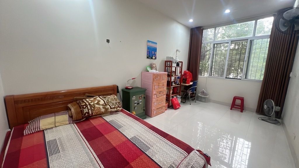 Bán nhà Tây Sơn - diện tích 27m2 5 tầng - Ô TÔ THÔNG - KINH DOANH - giá 10,2 tỷ