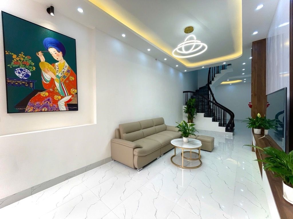 Bán nhà Ngõ Toàn Thắng - diện tích 40.6m2 4 tầng - Gần phố, ngõ thông - giá 12 tỷ