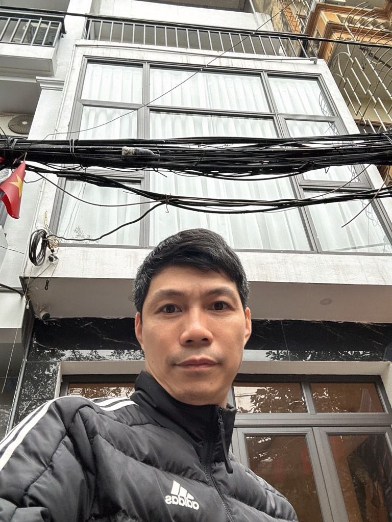 Bán nhà Ngõ Toàn Thắng - diện tích 40.6m2 4 tầng - Gần phố, ngõ thông - giá 12 tỷ