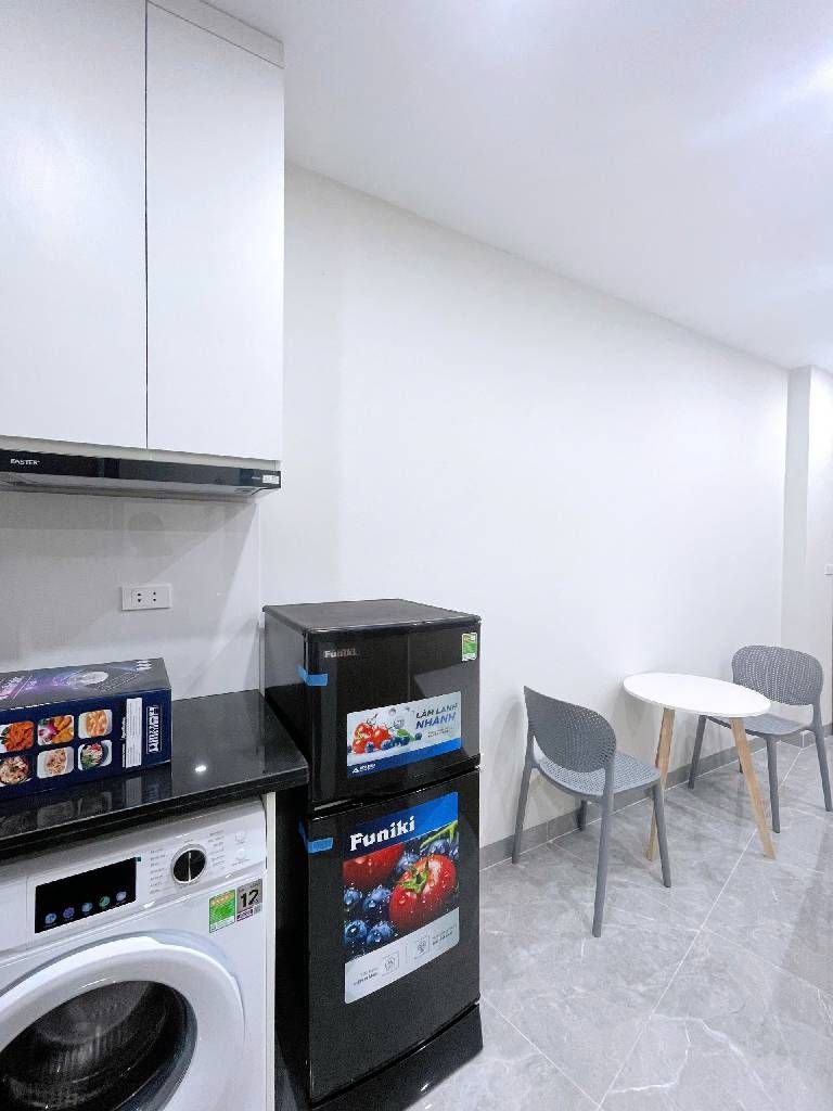 Bán nhà Thịnh Quang - diện tích 52m2 7 tầng - gần ô tô - giá 15,5 tỷ