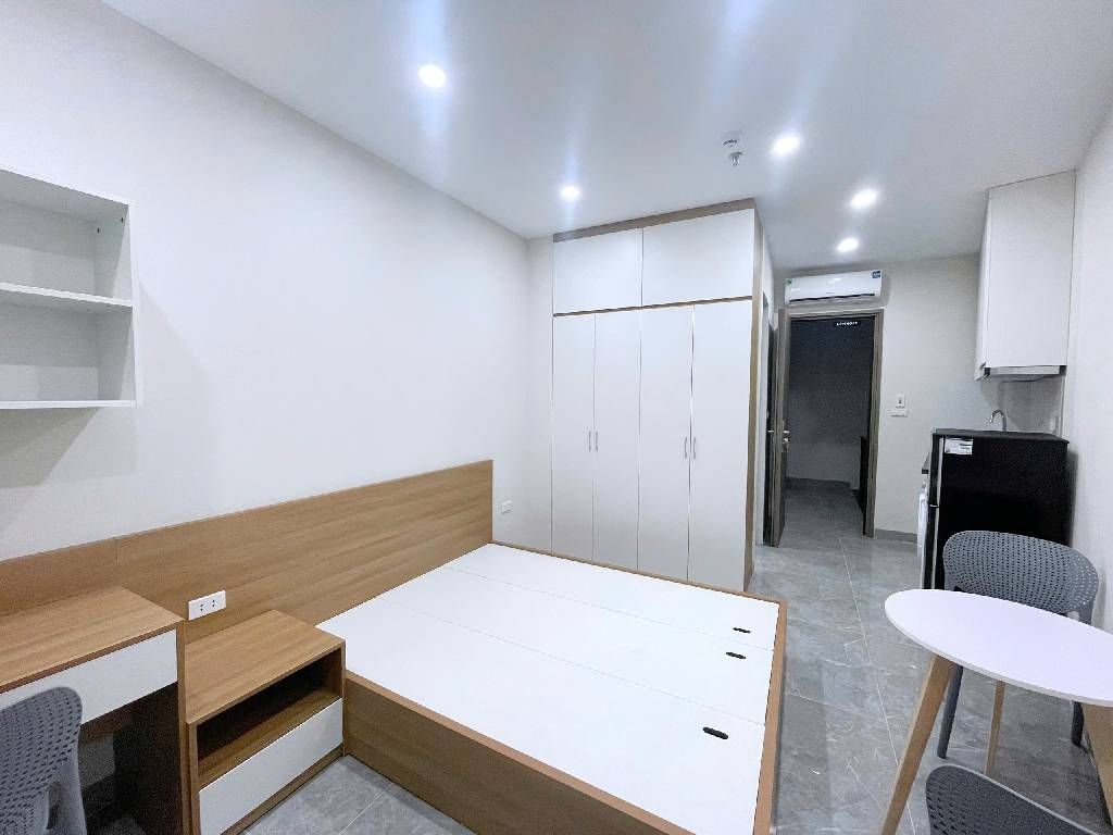 Bán nhà Thịnh Quang - diện tích 52m2 7 tầng - gần ô tô - giá 15,5 tỷ