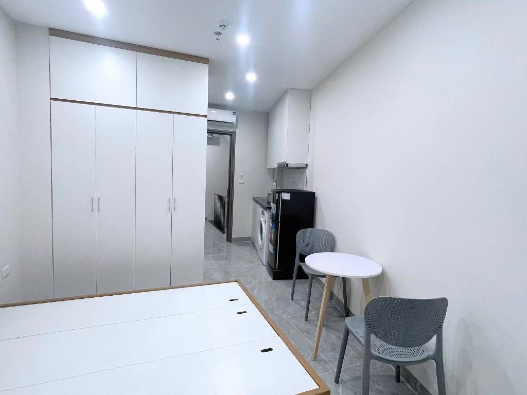 Bán nhà Thịnh Quang - diện tích 52m2 7 tầng - gần ô tô - giá 15,5 tỷ