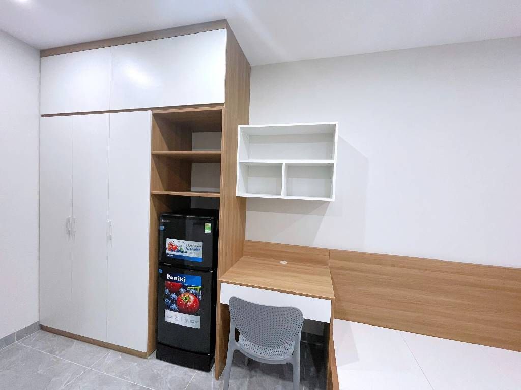 Bán nhà Thịnh Quang - diện tích 52m2 7 tầng - gần ô tô - giá 15,5 tỷ