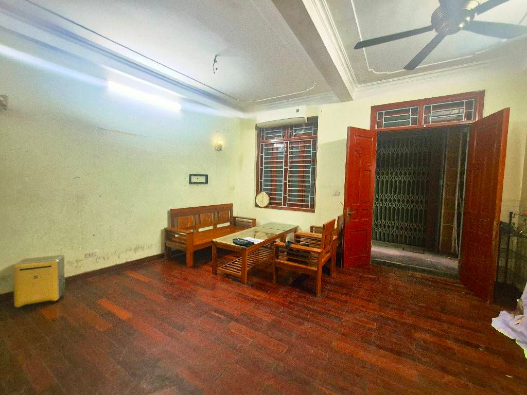 Bán nhà Quan Nhân - diện tích 40m2 4 tầng - LÔ GÓC 2 THOÁNG - giá 10,8 tỷ