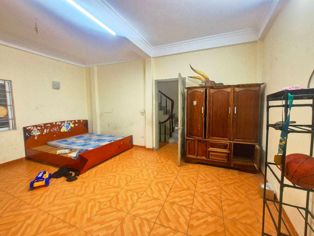 Bán nhà Quan Nhân - diện tích 40m2 4 tầng - LÔ GÓC 2 THOÁNG - giá 10,8 tỷ