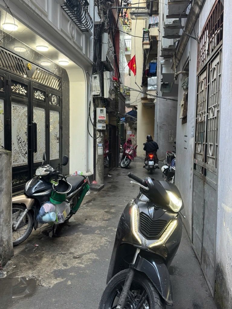 Bán nhà Chính Kinh - diện tích 37m2 2 tầng - giá 7,5 tỷ