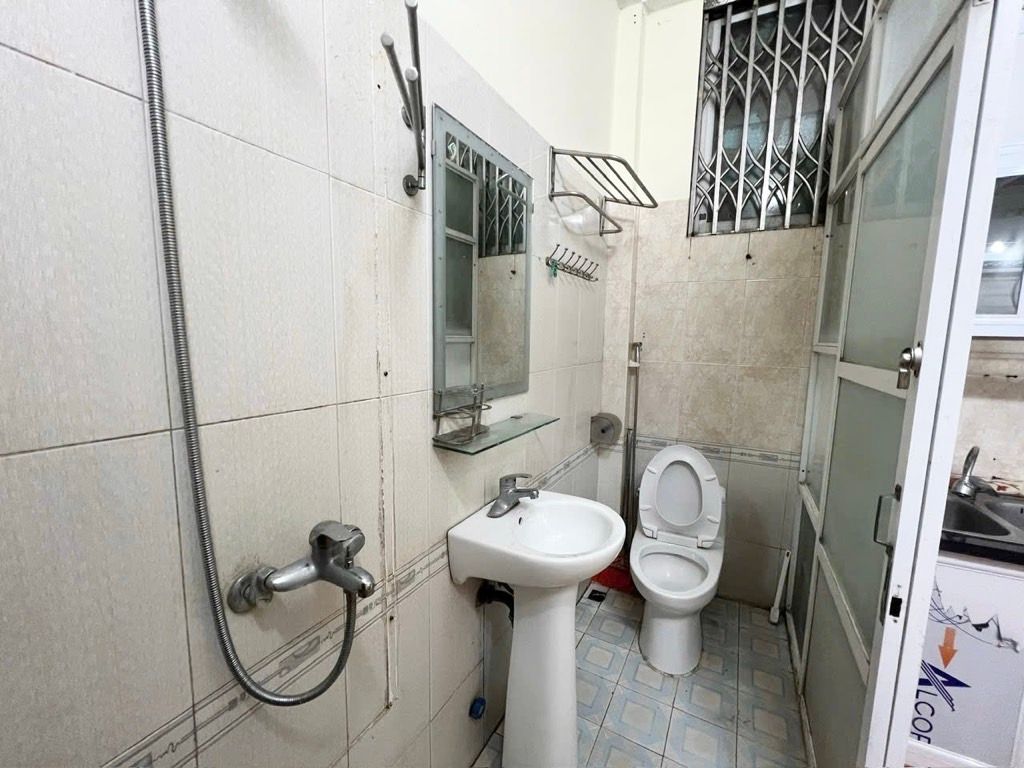 Bán nhà Thái Hà - diện tích 34m2 4 tầng - Ô tô tránh - giá 9,3 tỷ