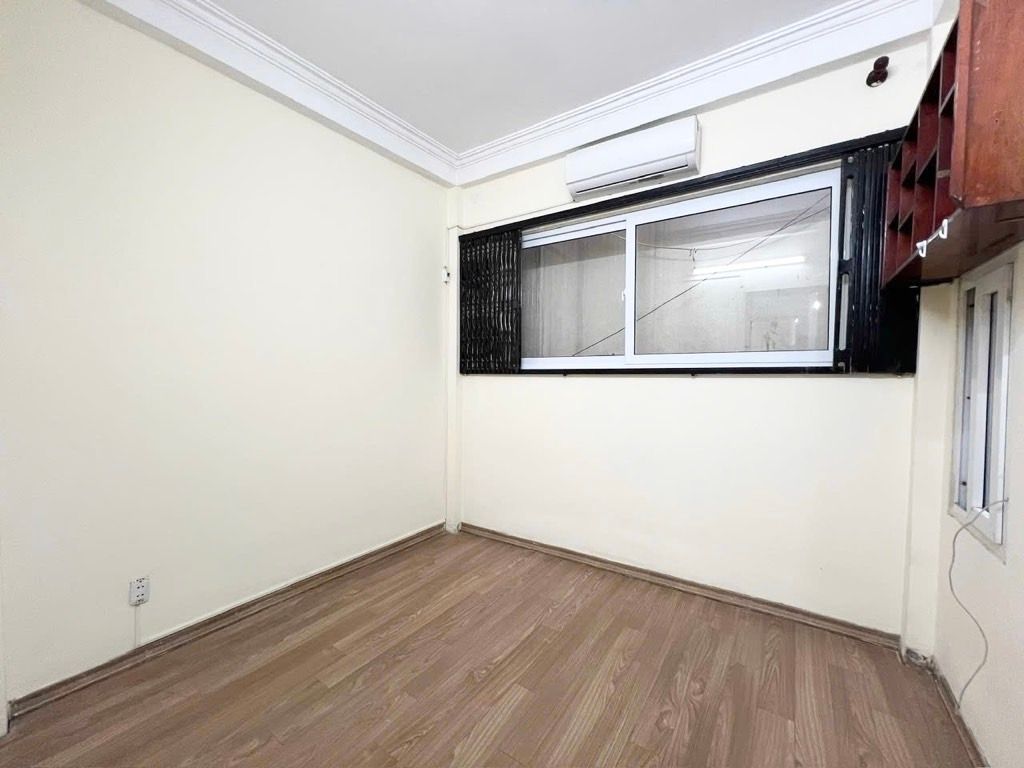 Bán nhà Thái Hà - diện tích 34m2 4 tầng - Ô tô tránh - giá 9,3 tỷ