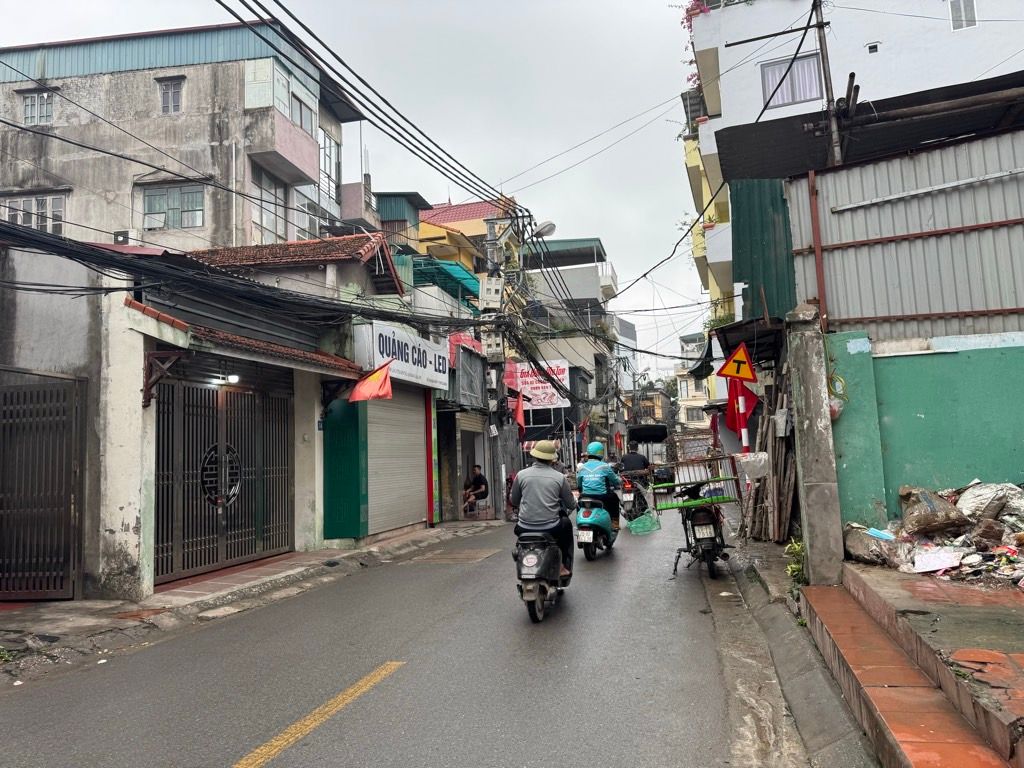 Bán nhà Thanh Lân - diện tích 90m2 1 tầng - ô tô đỗ cửa - giá 17,1 tỷ