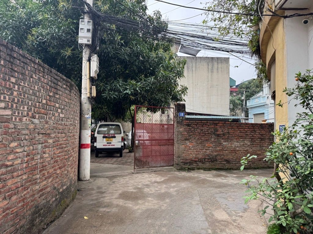 Bán nhà Thanh Lân - diện tích 90m2 1 tầng - ô tô đỗ cửa - giá 17,1 tỷ