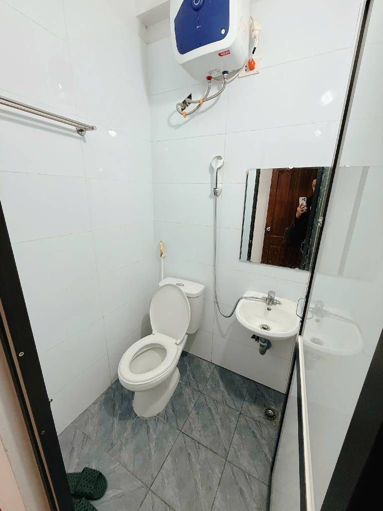 Bán nhà Lệnh Cư - diện tích 37.1m2 6 tầng - Nhà lô góc, kinh doanh nhỏ - giá 6,35 tỷ