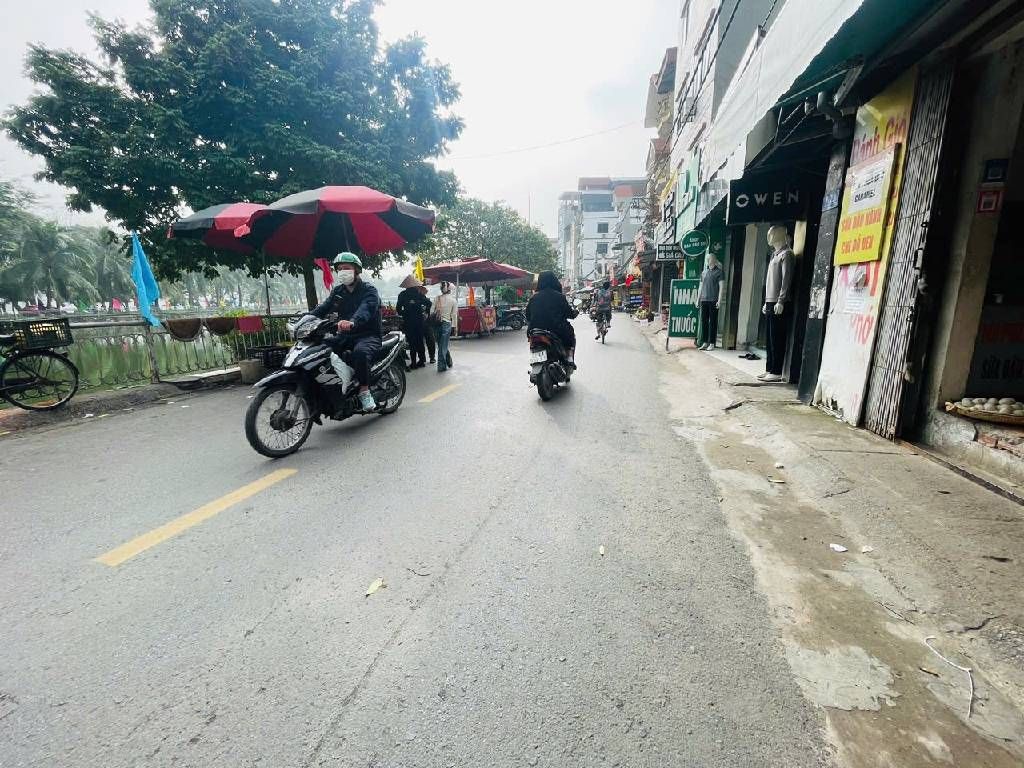 Bán nhà Đại Từ - diện tích 76m2 1 tầng - ngõ thông, sát ô tô - giá 16,9 tỷ