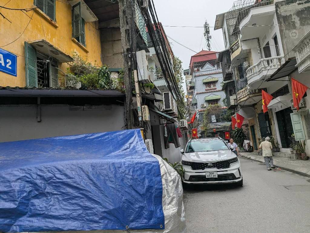 Bán nhà Đại La - diện tích 80m2 1 tầng - Căn hộ đẹp như mới - giá 4,8 tỷ