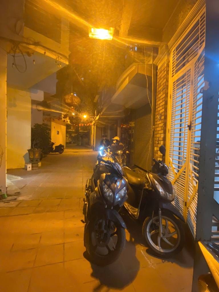 Bán nhà Trương Định - diện tích 32m2 4 tầng - ô tô tránh - giá 10,2 tỷ