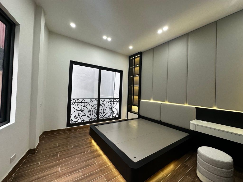 Bán nhà Lò Đúc - diện tích 35.5m2 5 tầng - LÔ GÓC 3 THOÁNG - FULL CÔNG NĂNG 8 PN - giá 12,26 tỷ