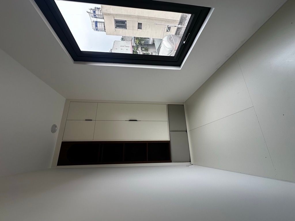 Bán nhà Lò Đúc - diện tích 35.5m2 5 tầng - LÔ GÓC 3 THOÁNG - FULL CÔNG NĂNG 8 PN - giá 12,26 tỷ