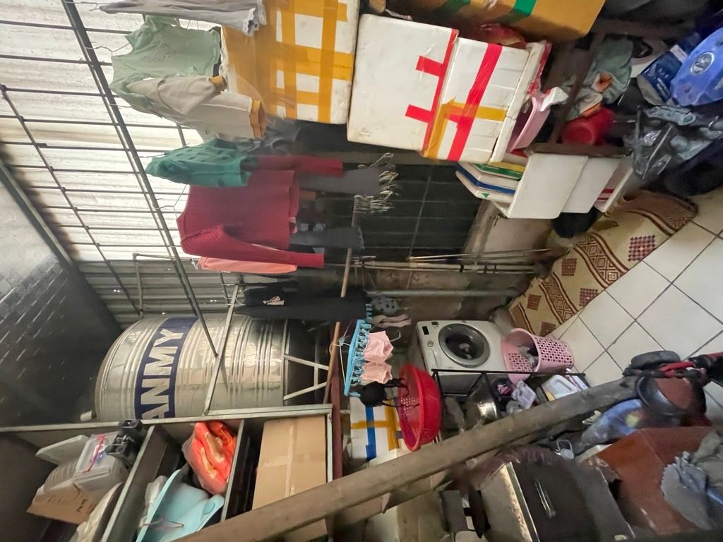 Bán nhà Lê Trọng Tân - diện tích 30m2 2 tầng - Lô góc 2 mặt ngõ - giá 2,4 tỷ