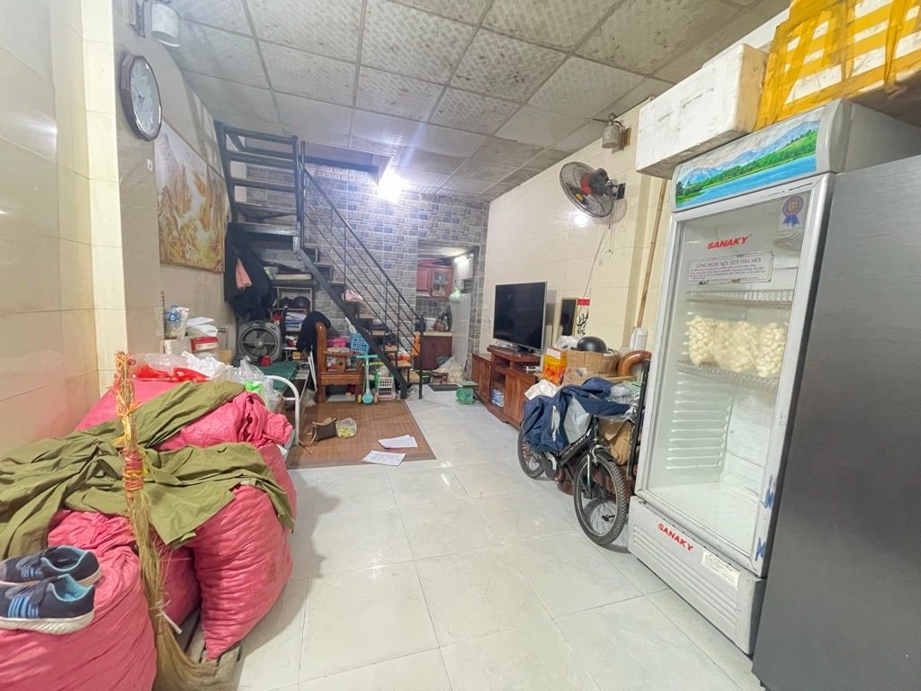 Bán nhà Lê Trọng Tân - diện tích 30m2 2 tầng - Lô góc 2 mặt ngõ - giá 2,4 tỷ