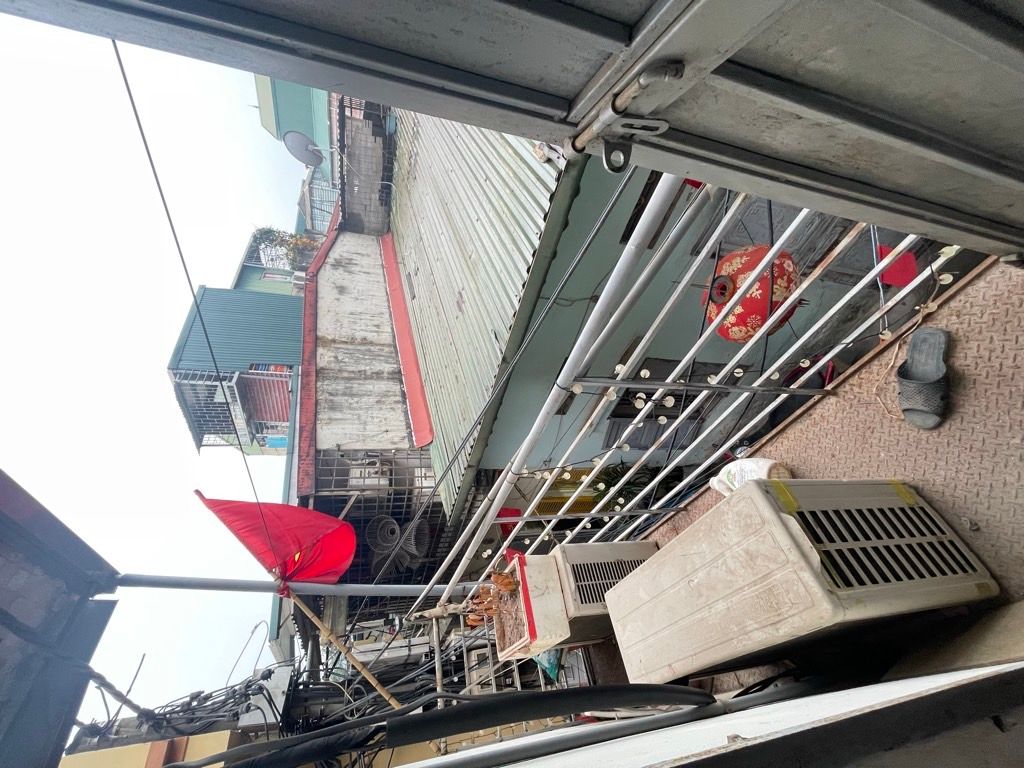 Bán nhà Lê Trọng Tân - diện tích 30m2 2 tầng - Lô góc 2 mặt ngõ - giá 2,4 tỷ