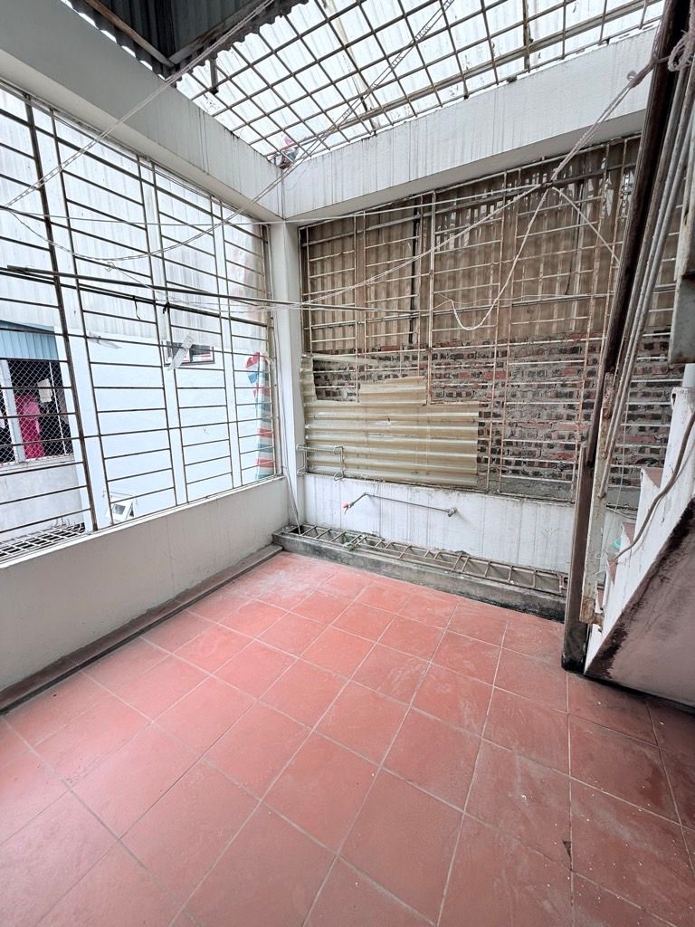 Bán nhà Tô Vĩnh Diện - diện tích 36.3m2 5 tầng - Ô tô đỗ cửa - giá 15,5 tỷ