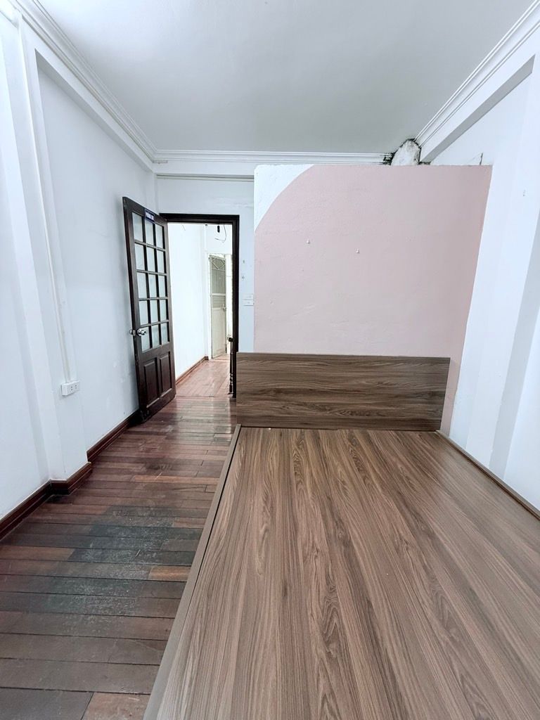 Bán nhà Tô Vĩnh Diện - diện tích 36.3m2 5 tầng - Ô tô đỗ cửa - giá 15,5 tỷ