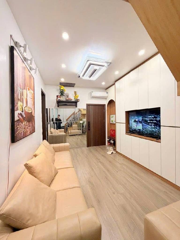 Bán nhà Hồ Đắc Di - diện tích 36m2 4 tầng - Duplex, cho thuê cực đỉnh - giá 6,4 tỷ