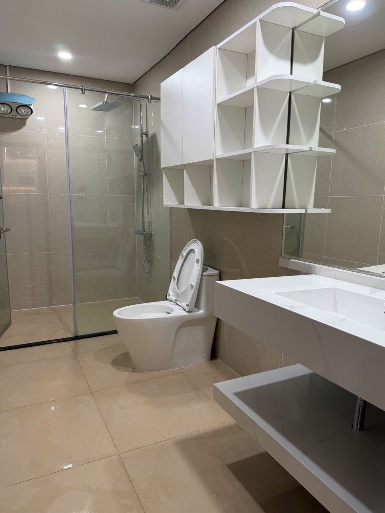 Bán căn hộ Nguyễn Trãi - diện tích 103.8m2 1 tầng - Căn hộ cao cấp Royal - giá 15,8 tỷ