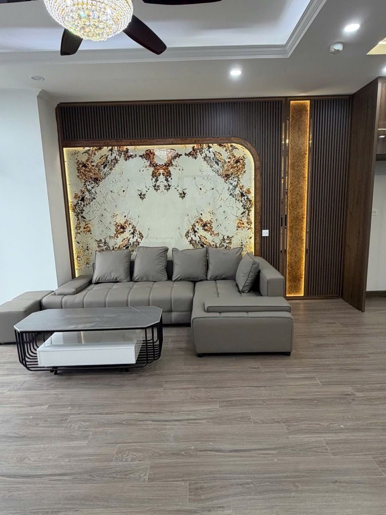 Bán căn hộ Nguyễn Trãi - diện tích 103.8m2 1 tầng - Căn hộ cao cấp Royal - giá 15,8 tỷ