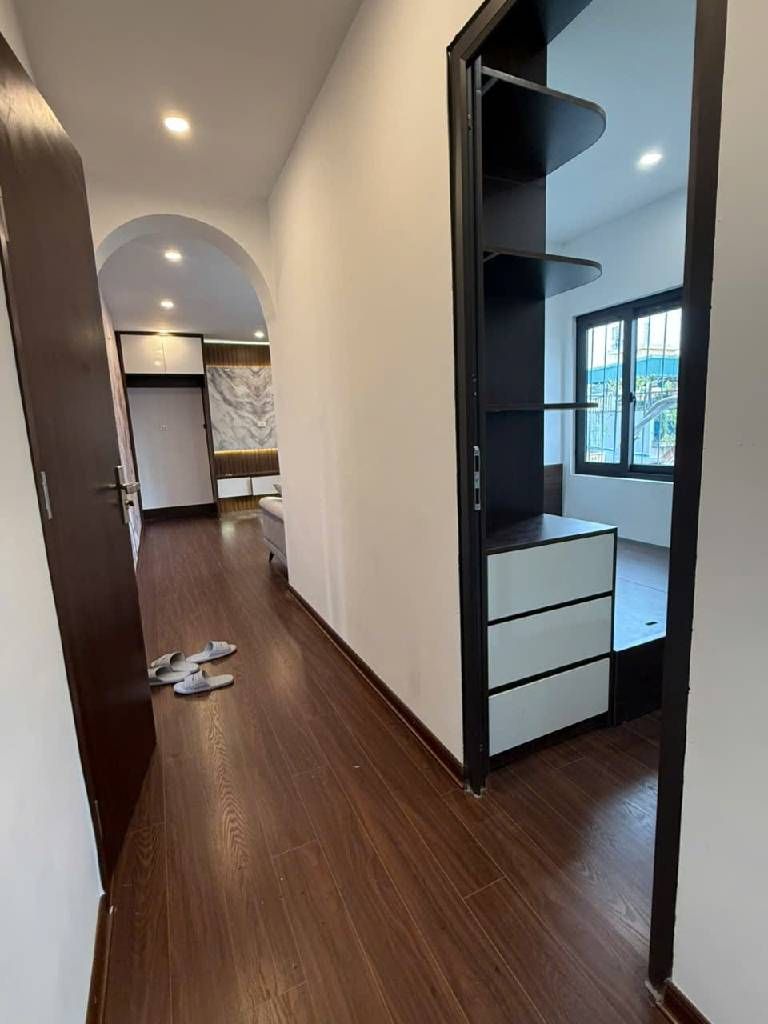 Bán nhà Hồng Mai - diện tích 35,1m2 1 tầng - Căn góc cực thoáng sáng - giá 4,38 tỷ