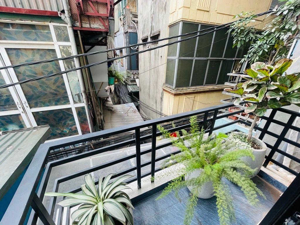 Bán nhà Ngõ Chợ Khâm Thiên - diện tích 41m2 4 tầng - Nhà mới đẹp, đầy đủ nội thất cực xịn - giá 12,6 tỷ