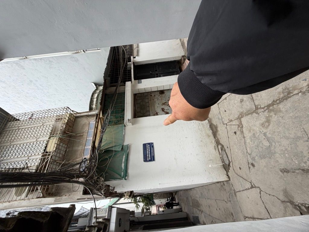 Bán nhà Minh Khai - diện tích 44.4m2 2 tầng - Ngõ thông - giá 9 tỷ