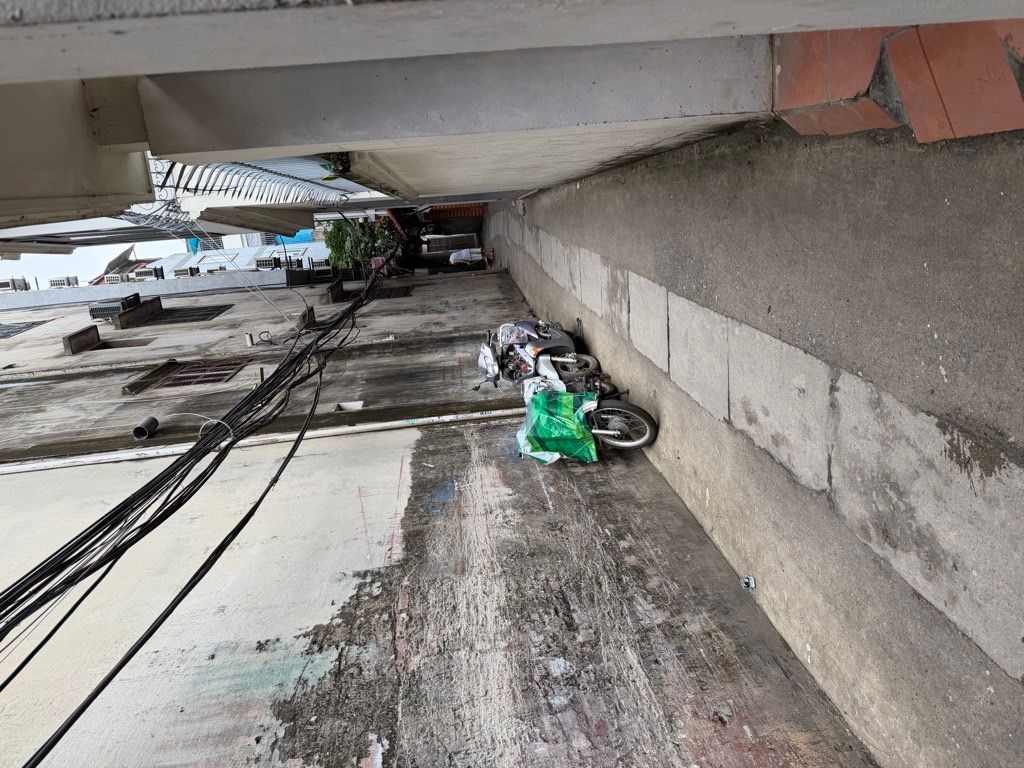 Bán nhà Minh Khai - diện tích 44.4m2 2 tầng - Ngõ thông - giá 9 tỷ