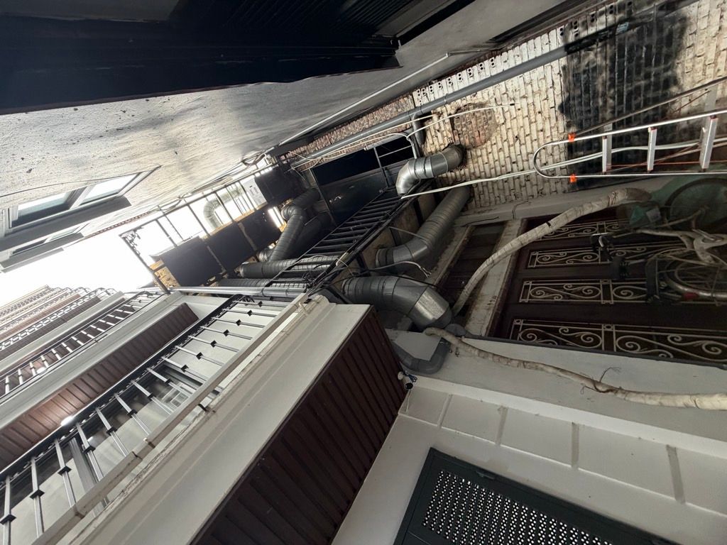 Bán nhà Trung Liệt - diện tích 46,2m2 7 tầng - Ngõ cụt - giá 16,5 tỷ