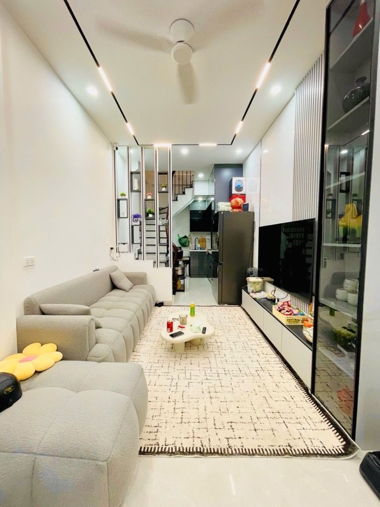 Bán nhà Giếng Mứt - diện tích 27m2 5 tầng - Ô TÔ 3M - giá 11,5 tỷ