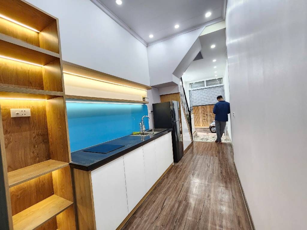 Bán nhà Gốc Đề - diện tích 34,3m2 3 tầng - nhà đẹp full nội thất - giá 6,2 tỷ