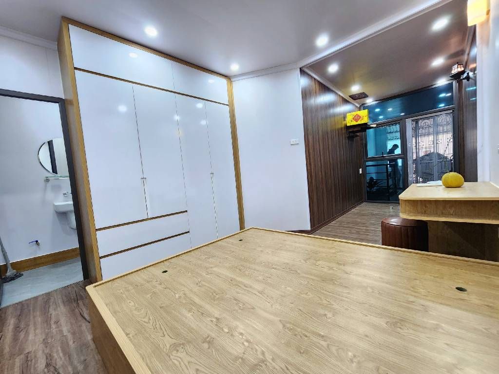 Bán nhà Gốc Đề - diện tích 34,3m2 3 tầng - nhà đẹp full nội thất - giá 6,2 tỷ