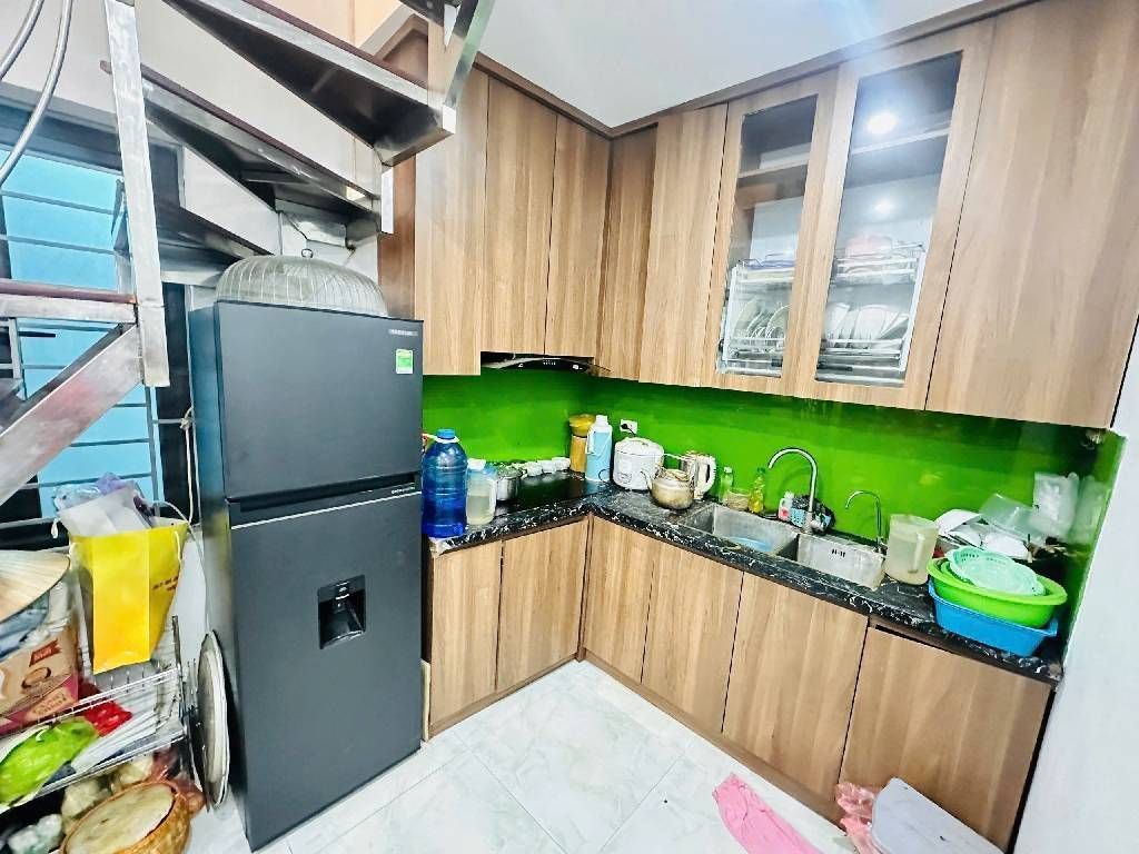 Bán nhà Tân Khai - diện tích 27m2 2 tầng - Ô tô đỗ cổng - giá 2,6 tỷ