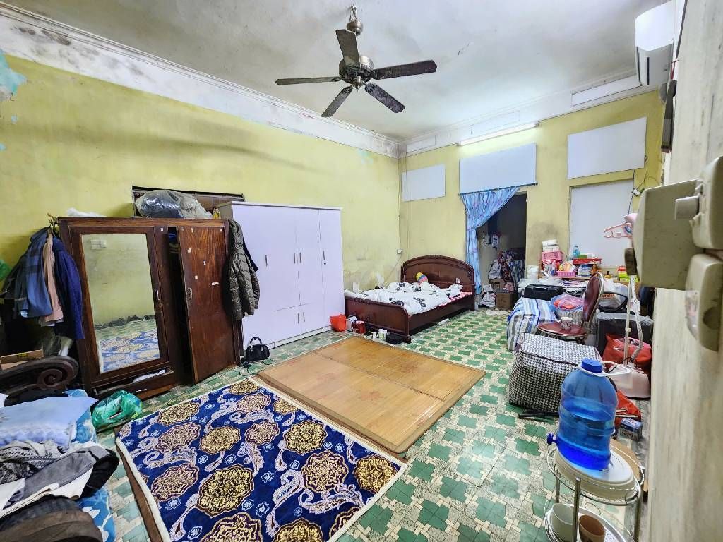 Bán nhà Lò Đúc - diện tích 41,4m2 2 tầng - ô tô vào tận sân - giá 14,5 tỷ