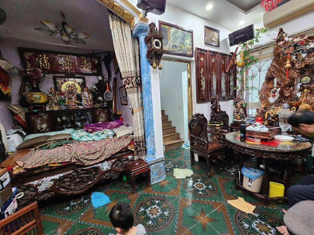 Bán nhà Trương Định - diện tích 24m2 4 tầng - Ô tô tránh - giá 5,25 tỷ